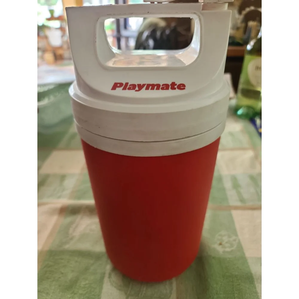 Igloo Playmate 1/2 Gallon Cooler